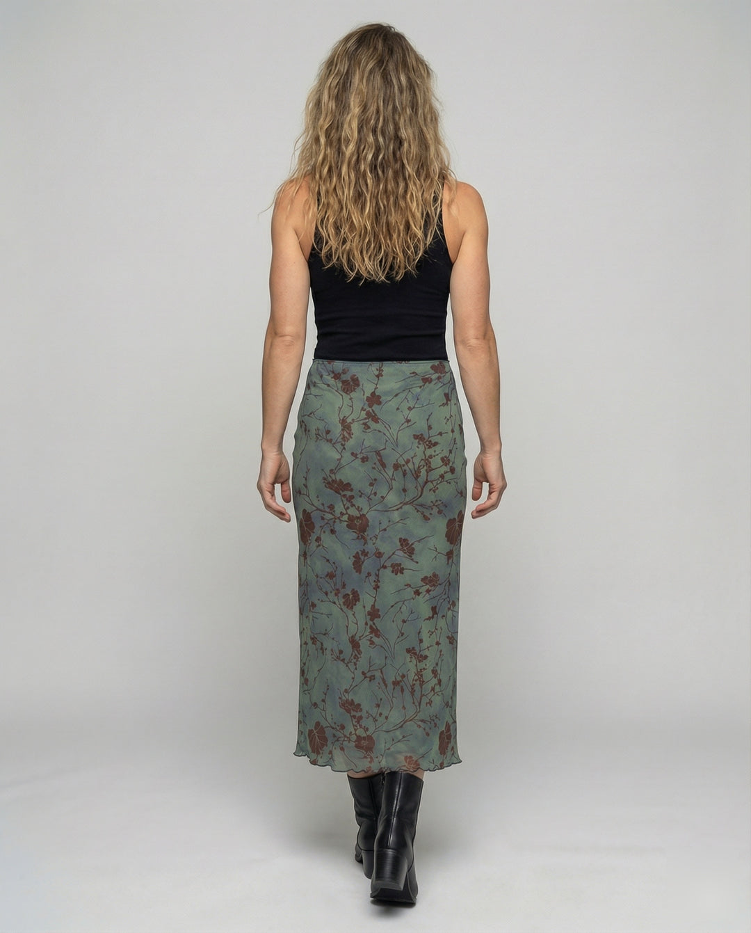 Product 15587013525834 - back_view
