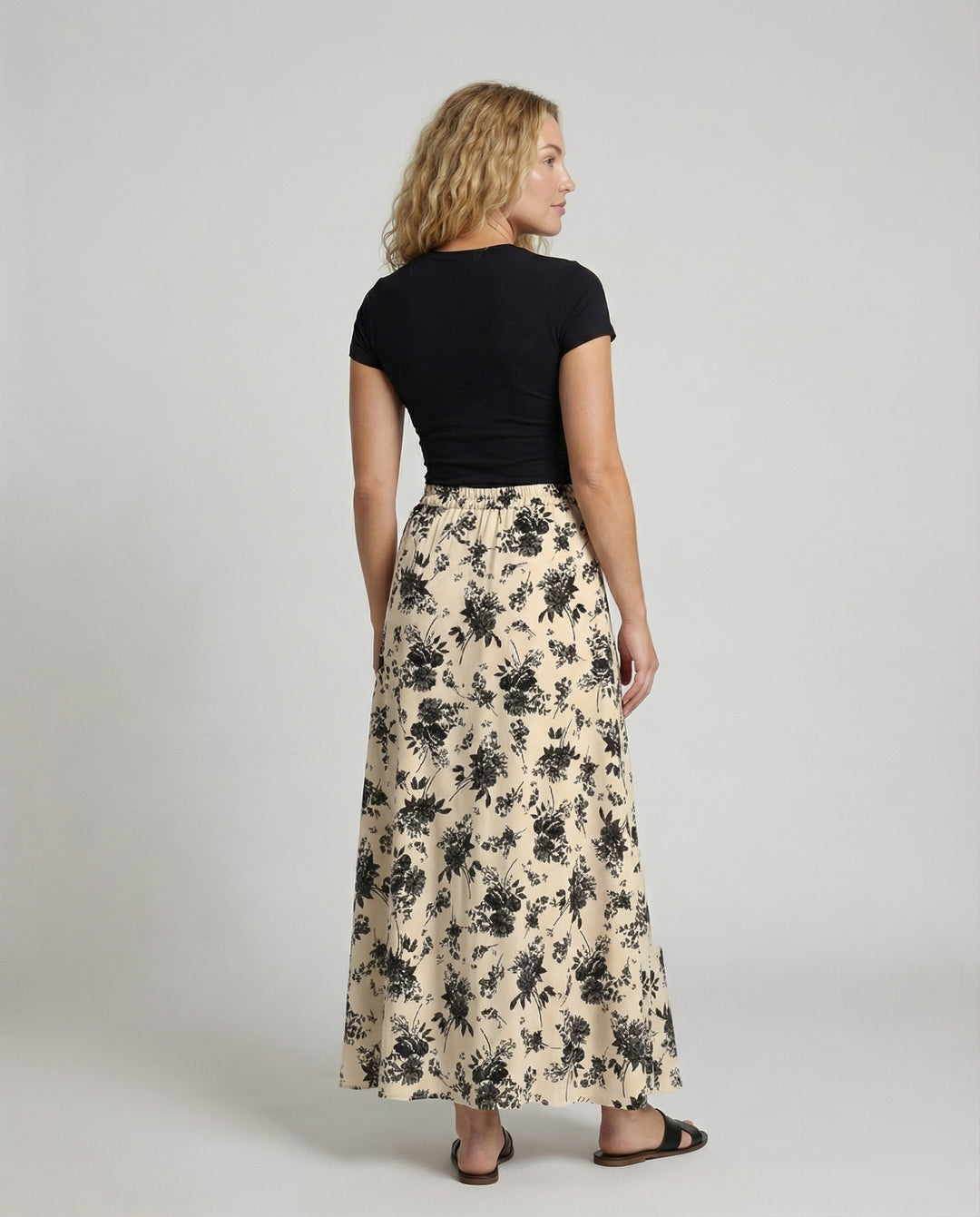Product 15587015786826 - back_view