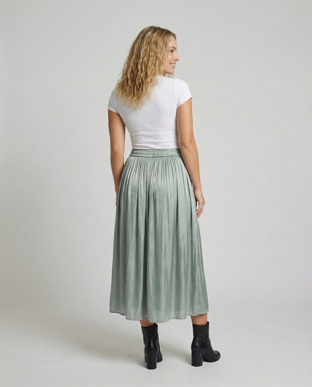 Product 15587016376650 - back_view