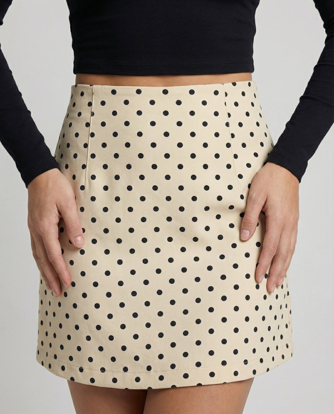 Product 15587027845450 - close_up_detail