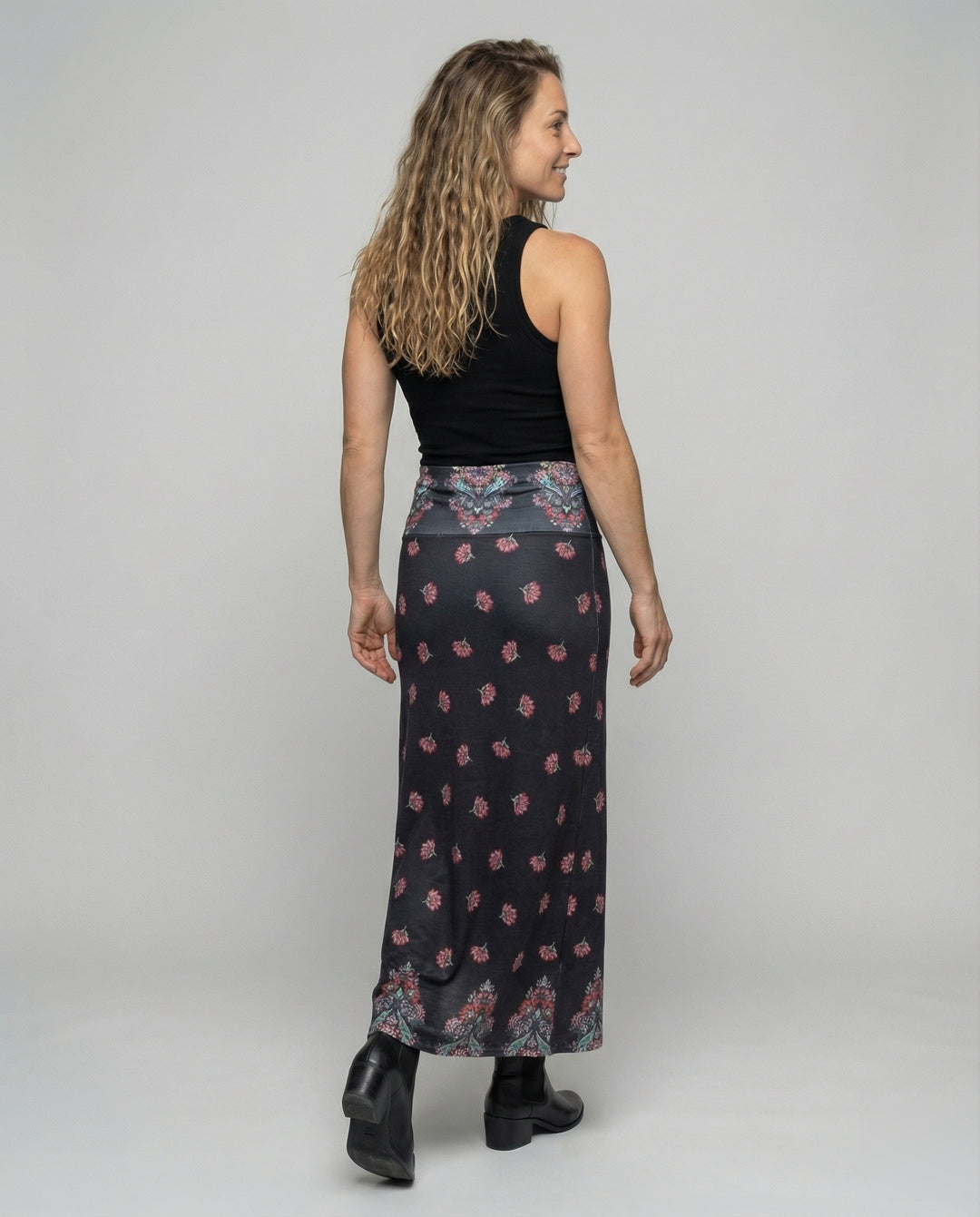Product 15587035054410 - back_view