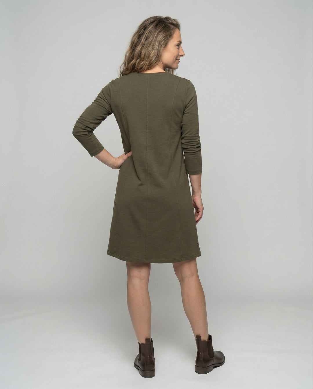 Product 15587428172106 - back_view