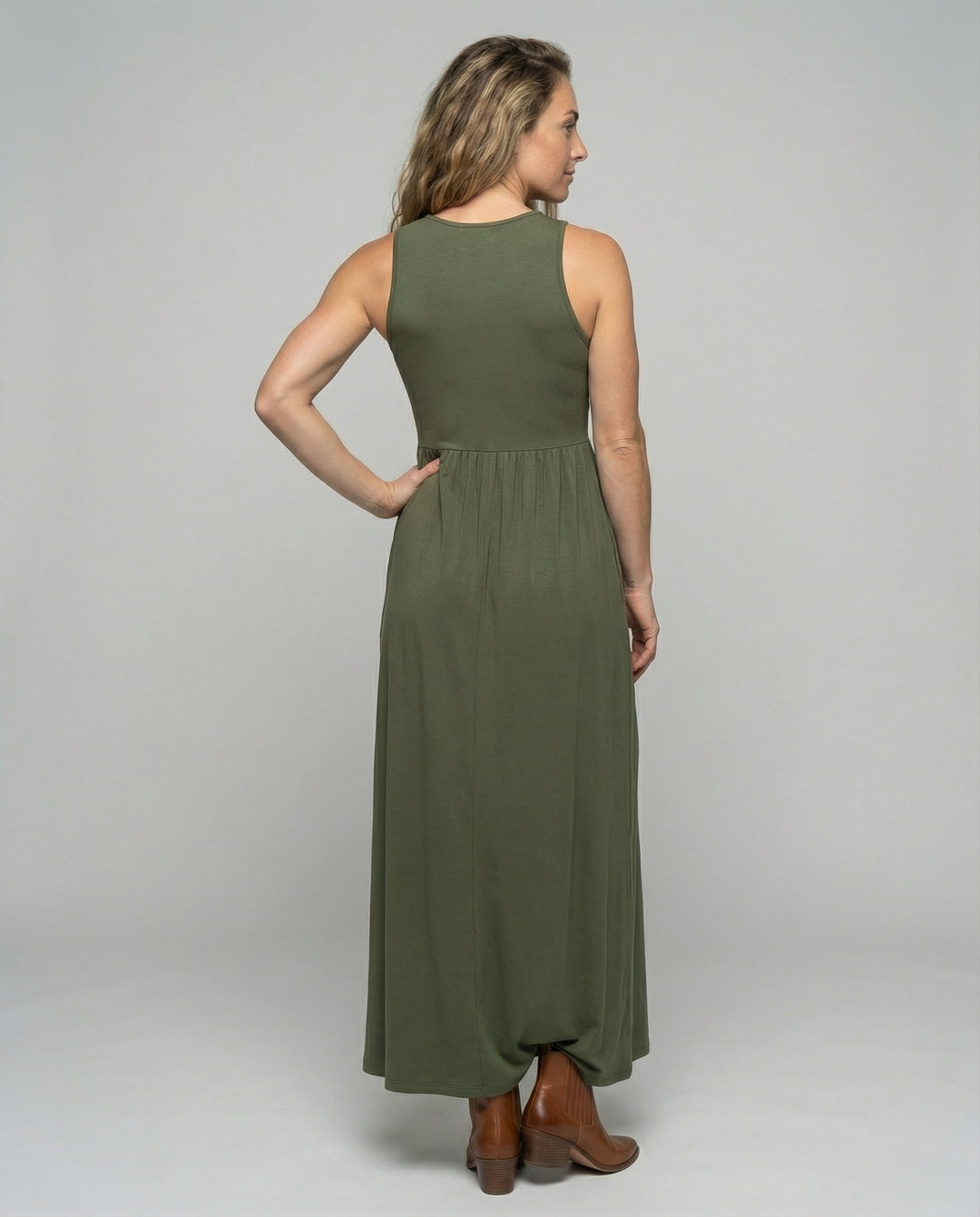 Product 15587429187914 - back_view