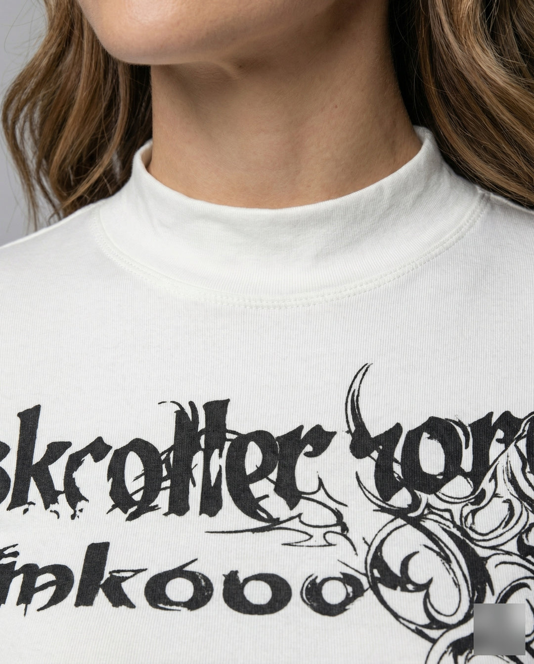 Product 15587440787786 - close_up_detail