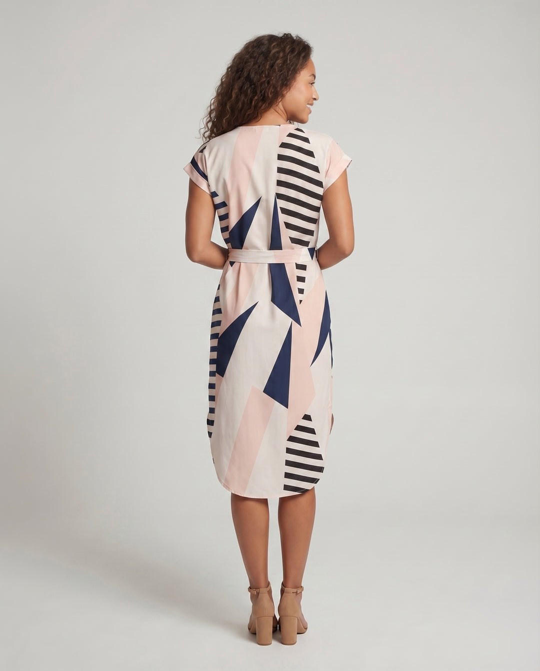 Product 15587472736586 - back_view