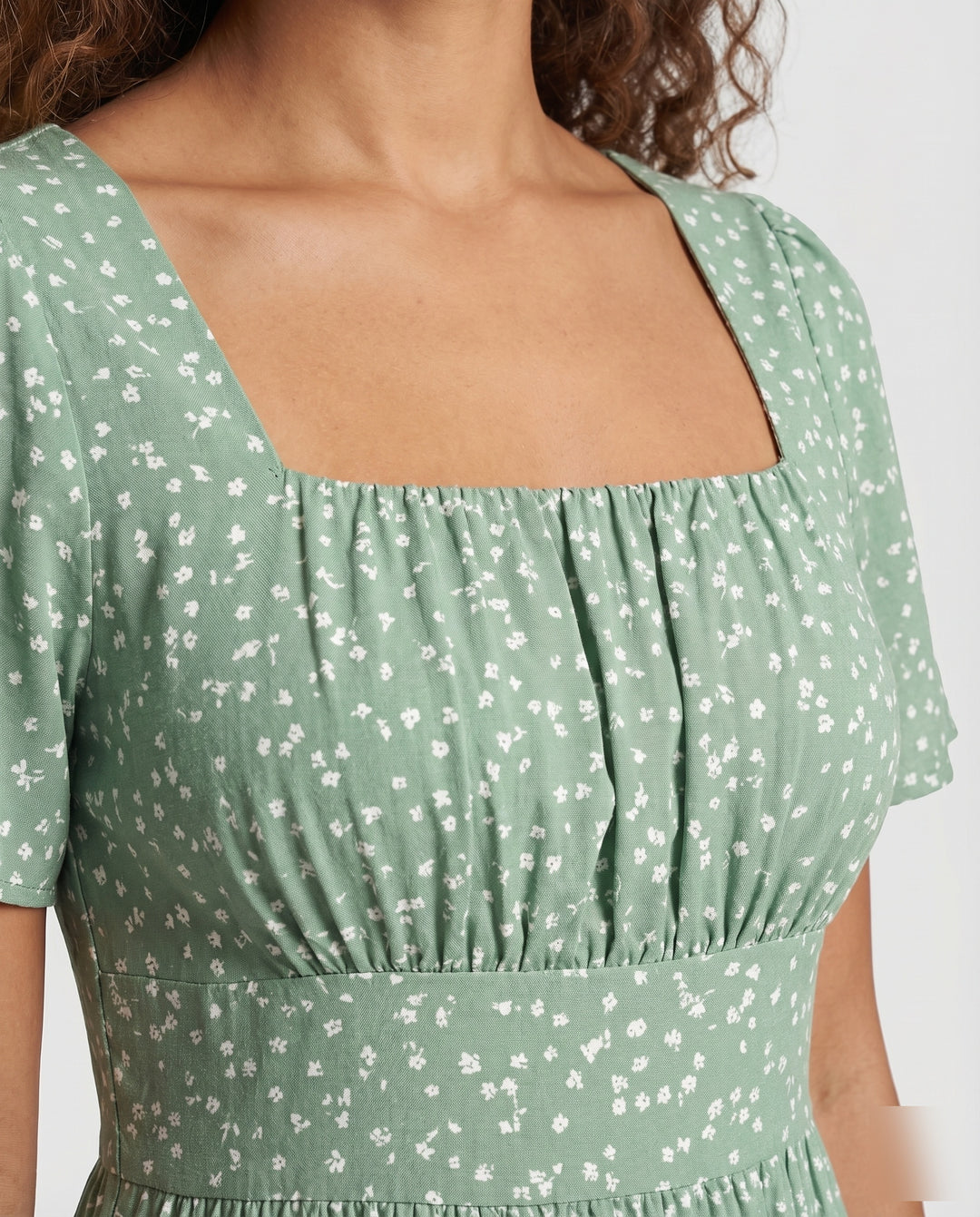 Product 15587473391946 - close_up_detail