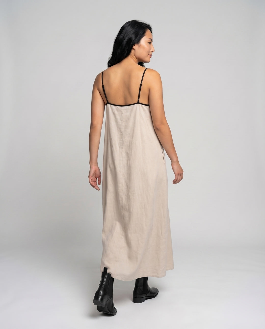 Product 15587474604362 - back_view