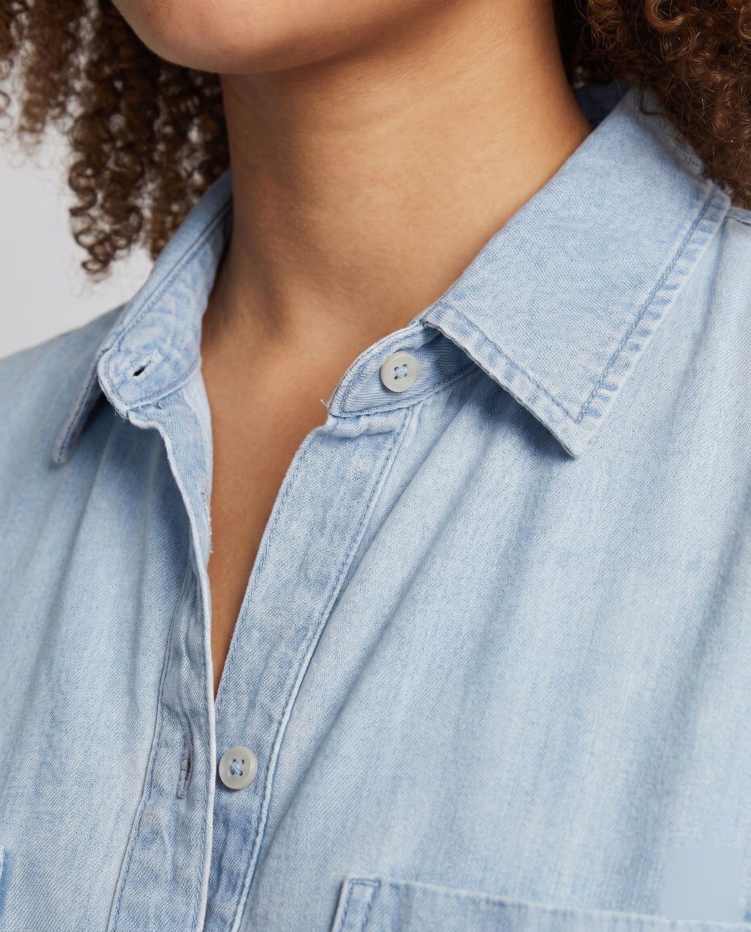 Product 15587474932042 - close_up_detail