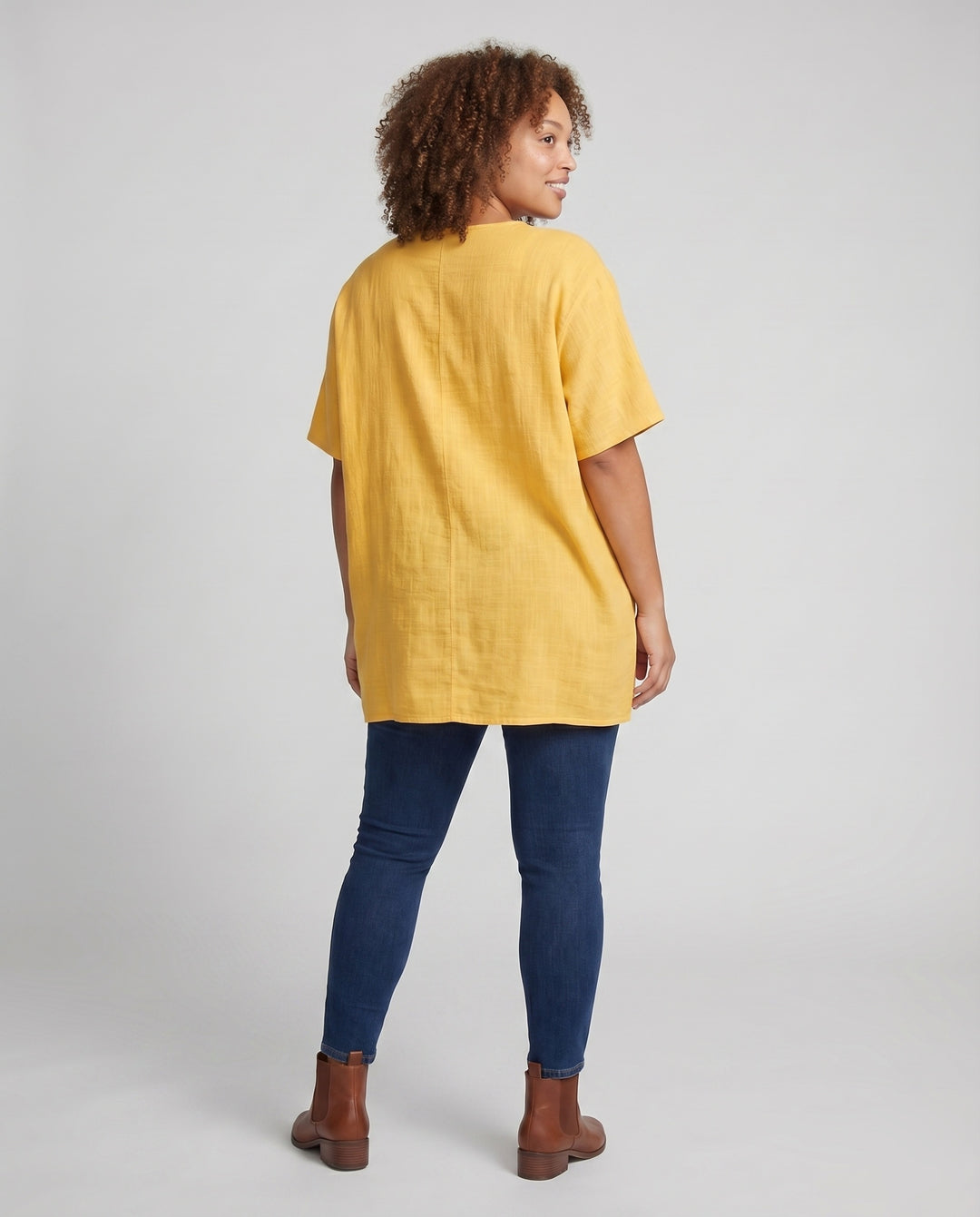 Product 15587475226954 - back_view