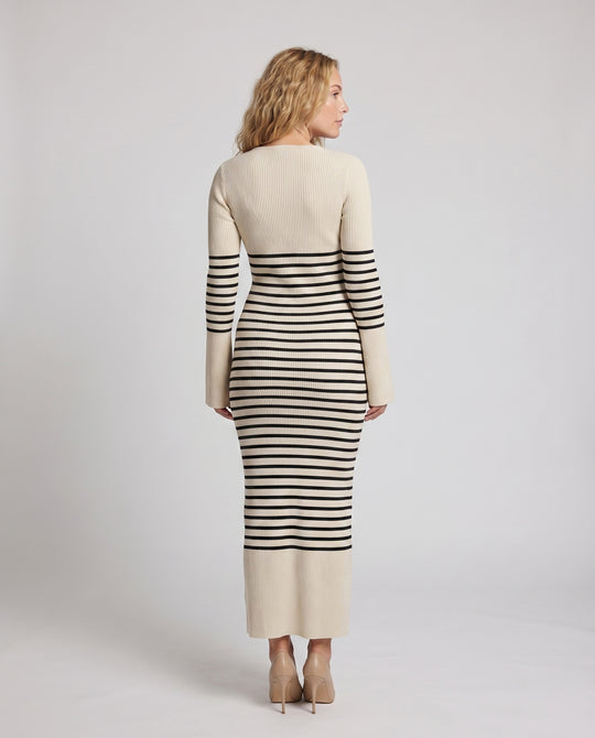 Product 15587477389642 - back_view