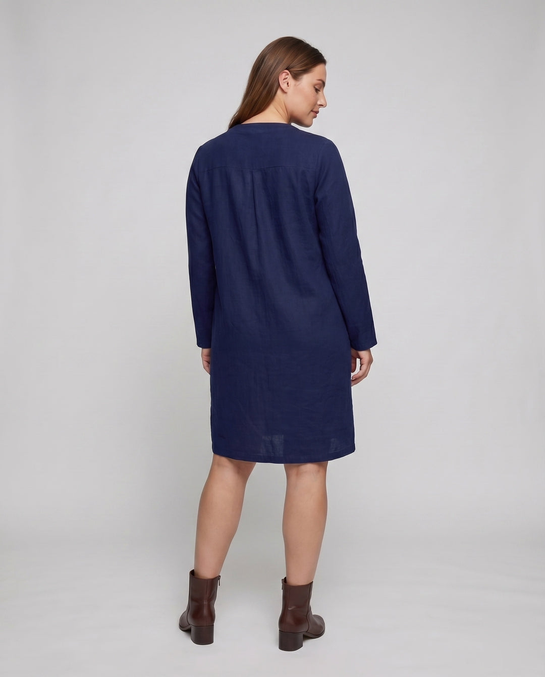 Product 15587480305994 - back_view