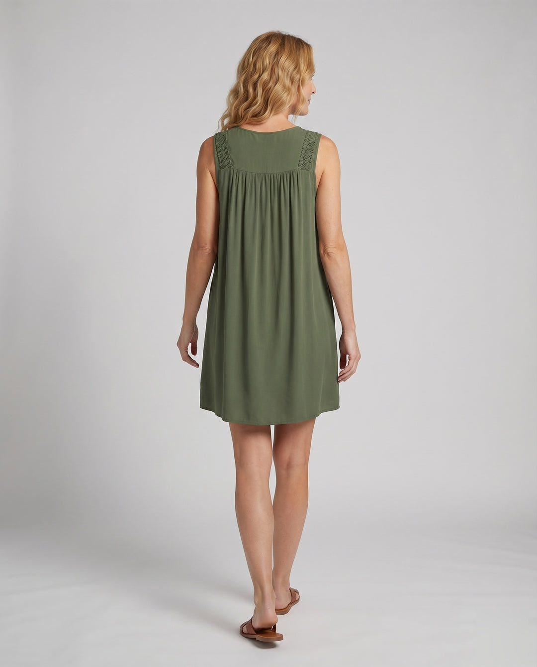 Product 15587484205386 - back_view
