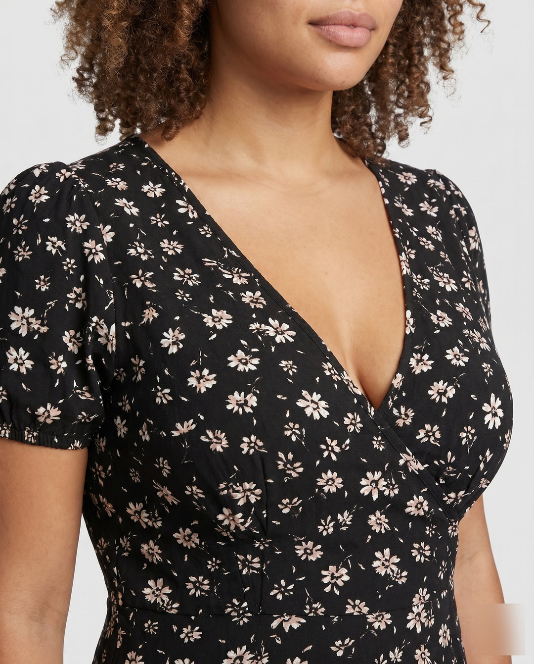 Product 15587494494538 - close_up_detail