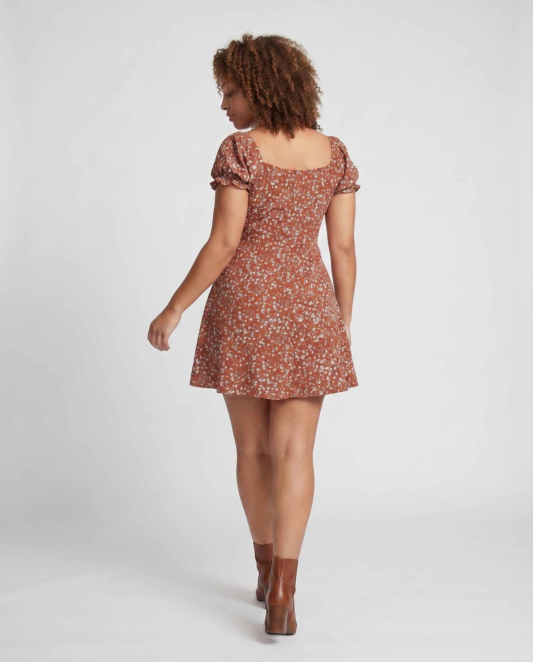 Product 15587495248202 - back_view