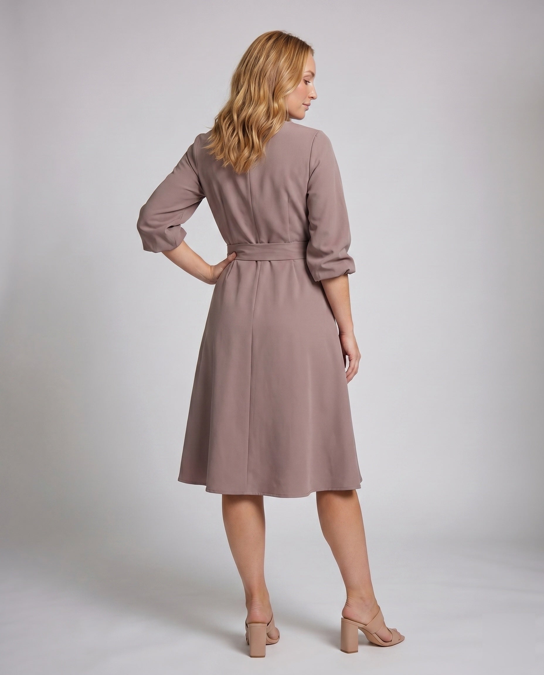 Product 15587499737418 - back_view
