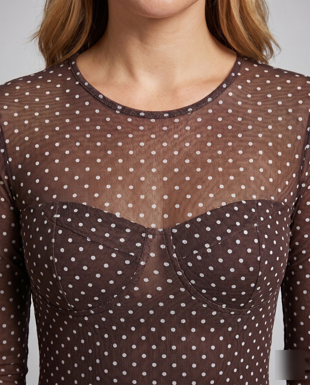 Product 15587499868490 - close_up_detail
