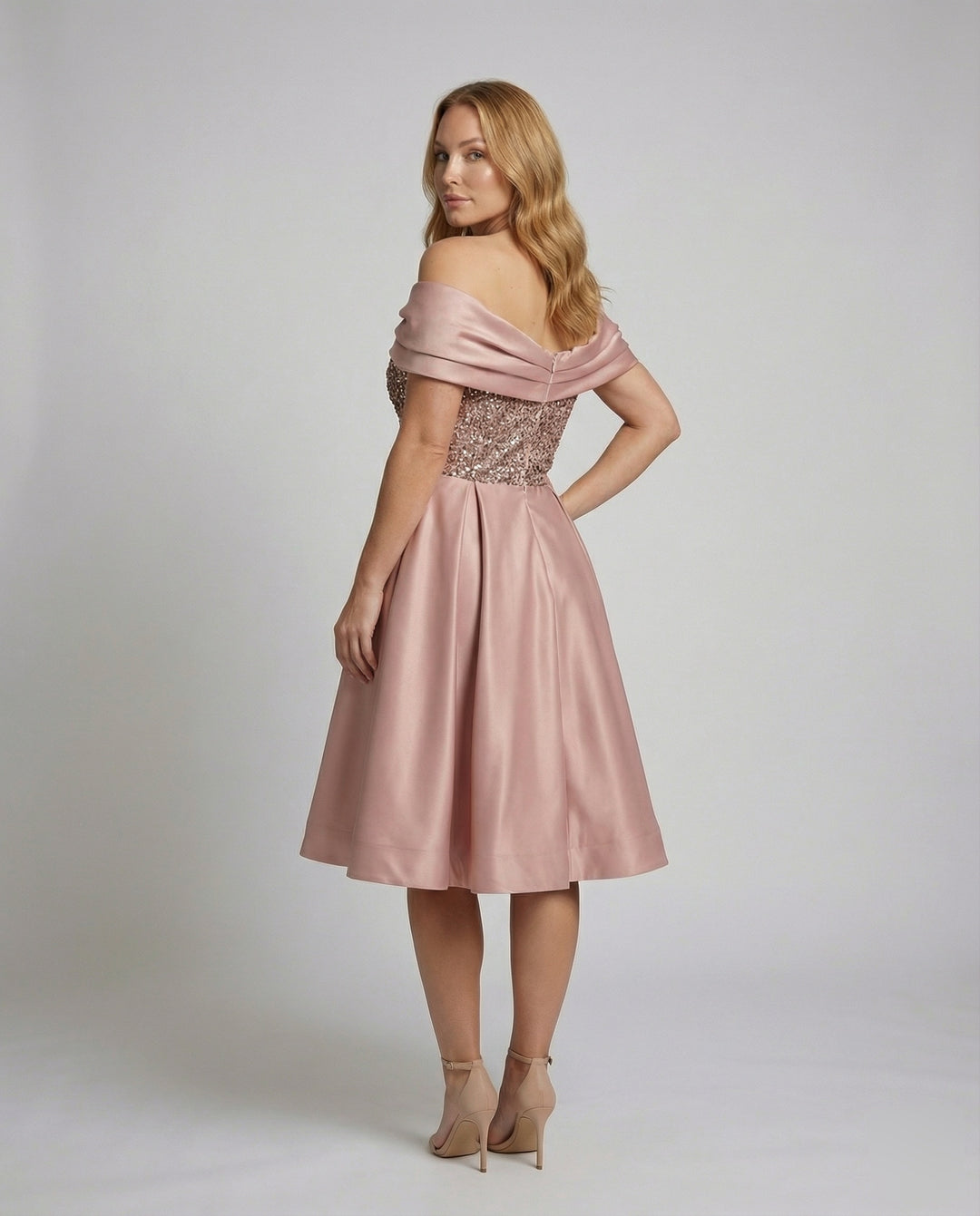 Product 15589112349002 - back_view