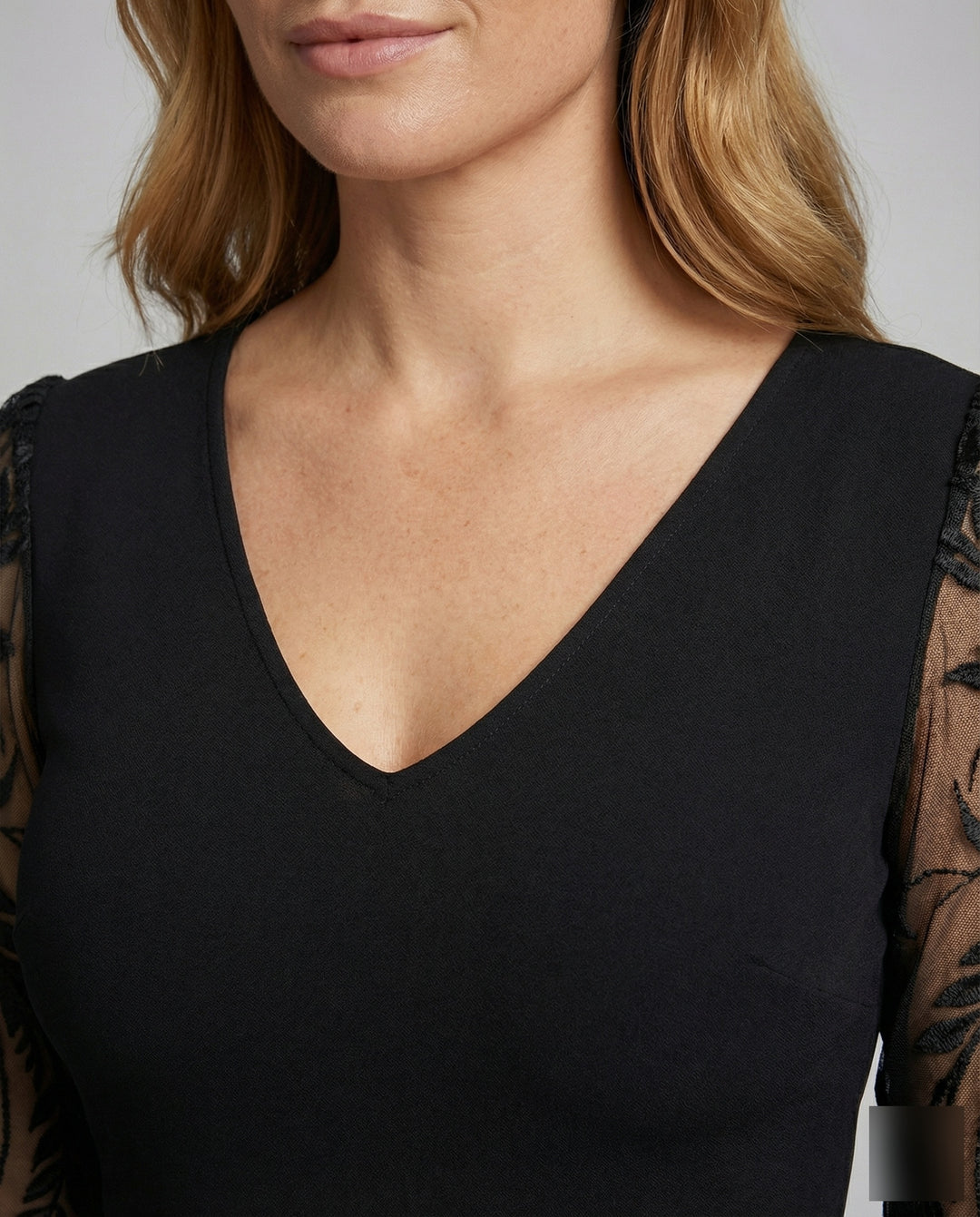 Product 15589116412234 - close_up_detail