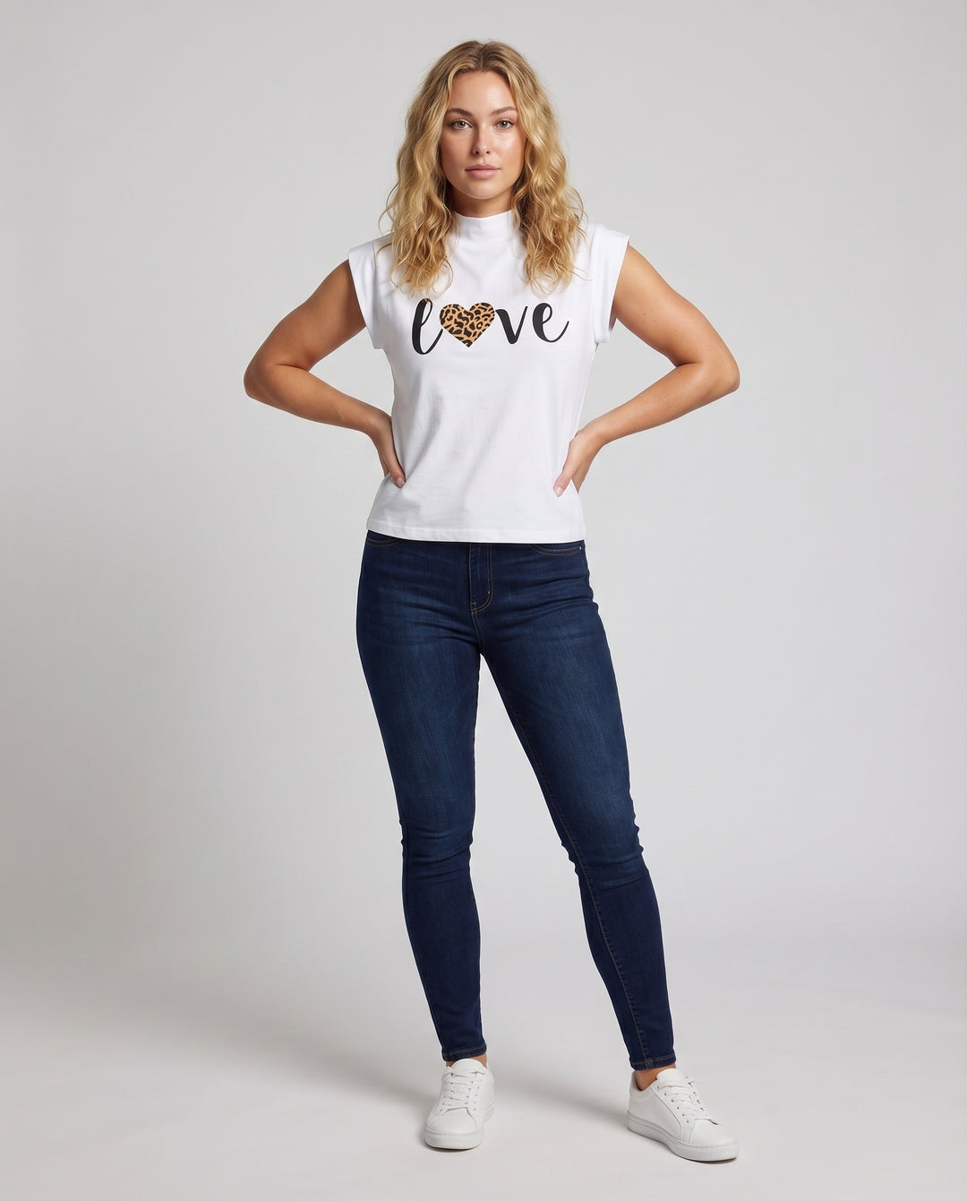 Product 15589174346058 - full_body_front