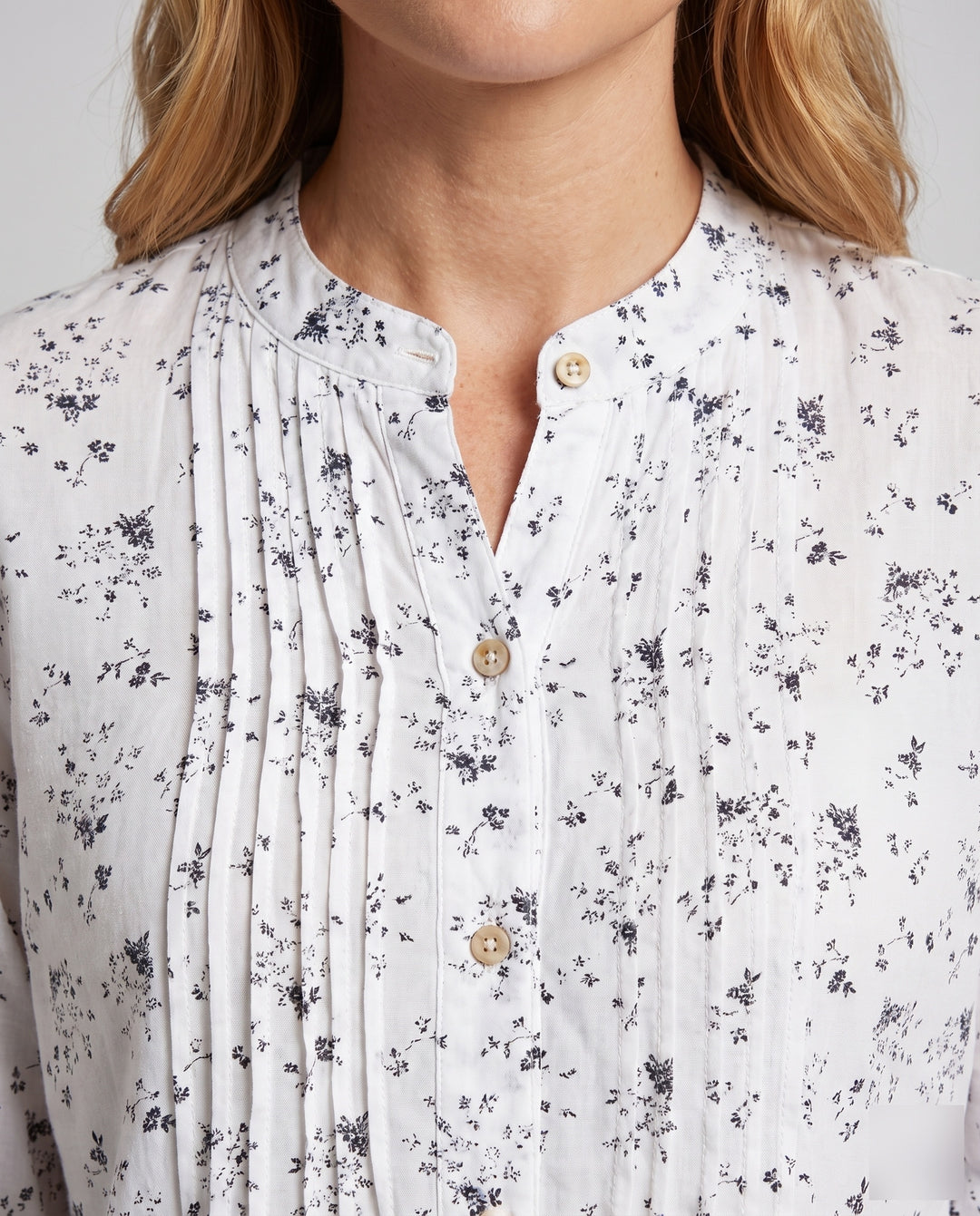 Product 15589175427402 - close_up_detail