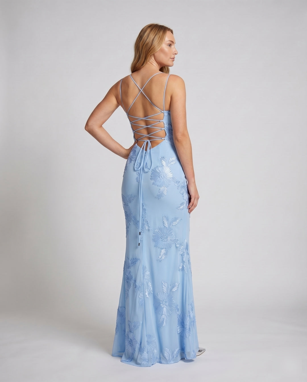 Product 15589178081610 - back_view