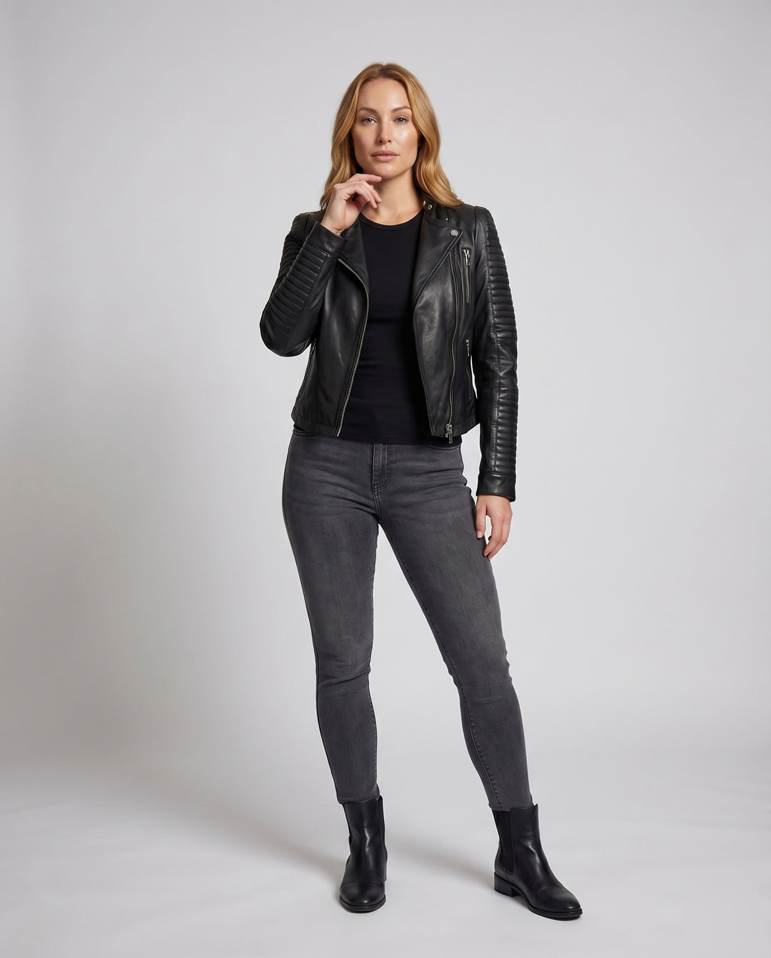 Product 15589186863434 - full_body_front