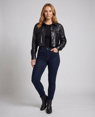 Damen Kunstlederjacke Tailliert Brusttaschen Knöpfe