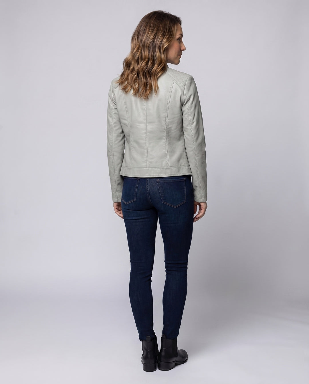 Product 15589188141386 - back_view