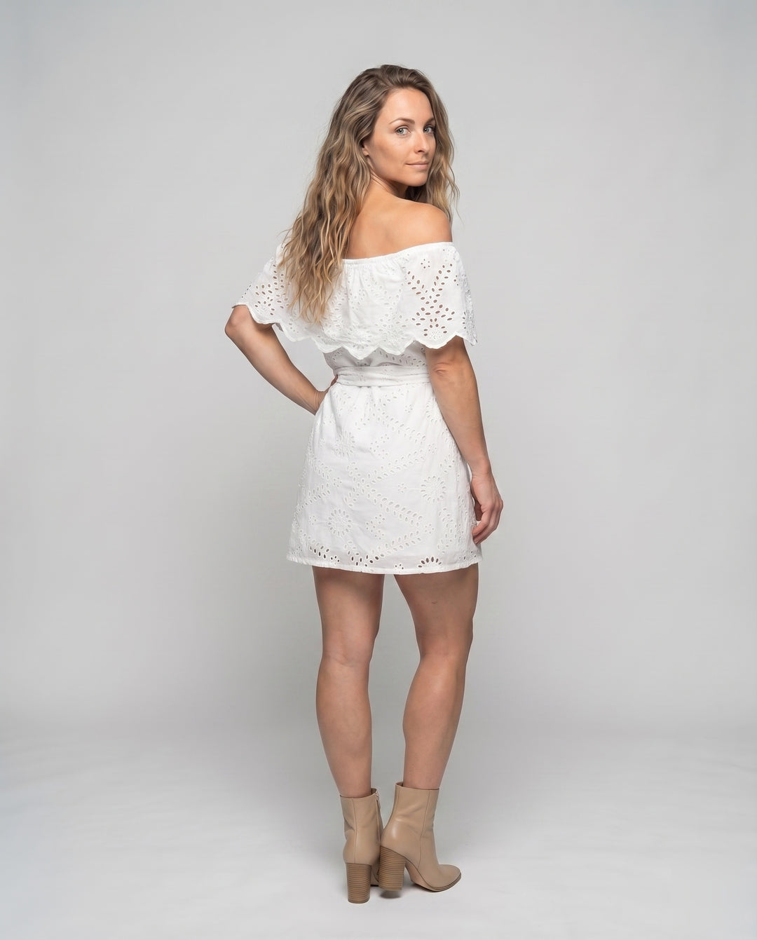 Product 15589199085898 - back_view