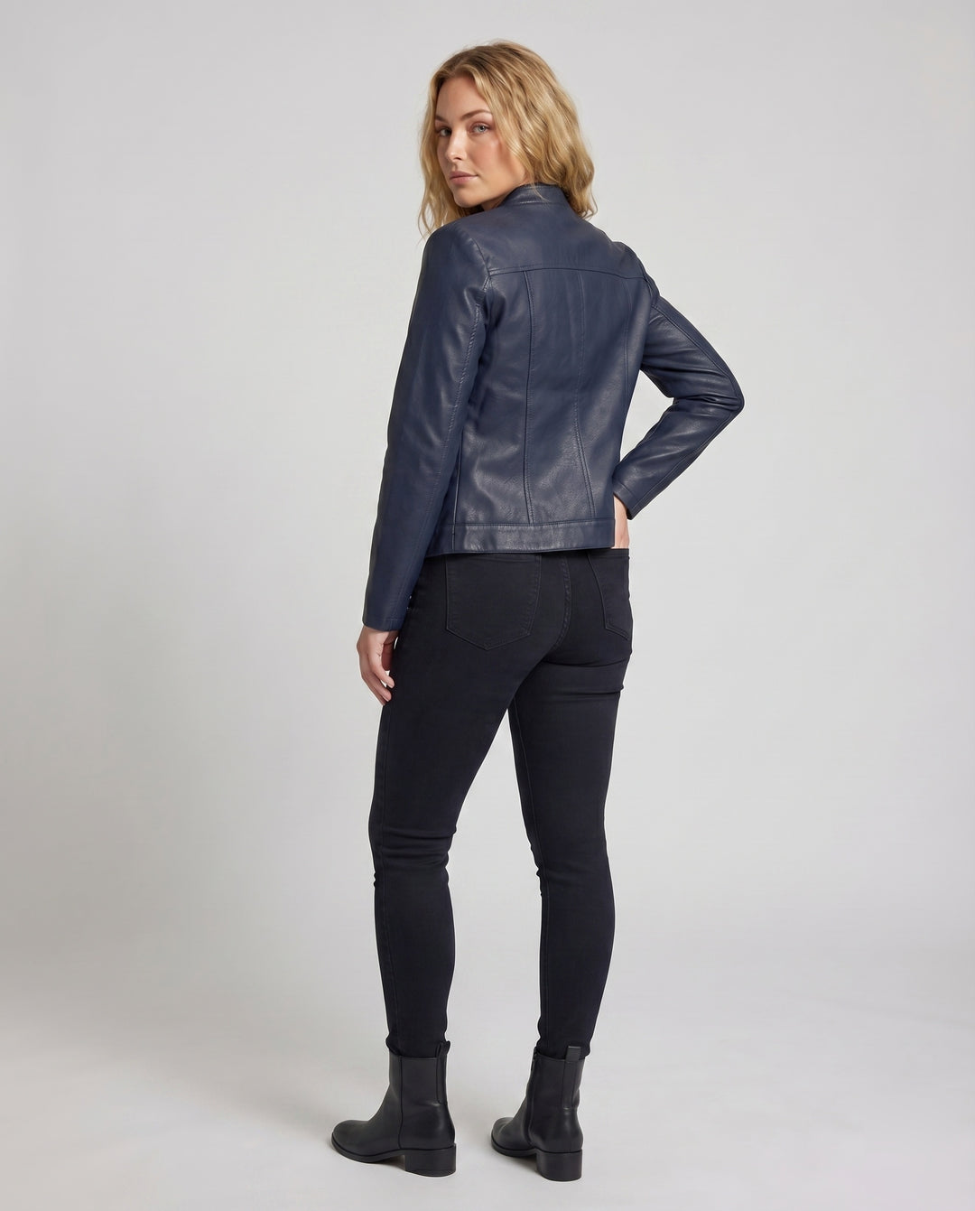 Product 15591383433546 - back_view