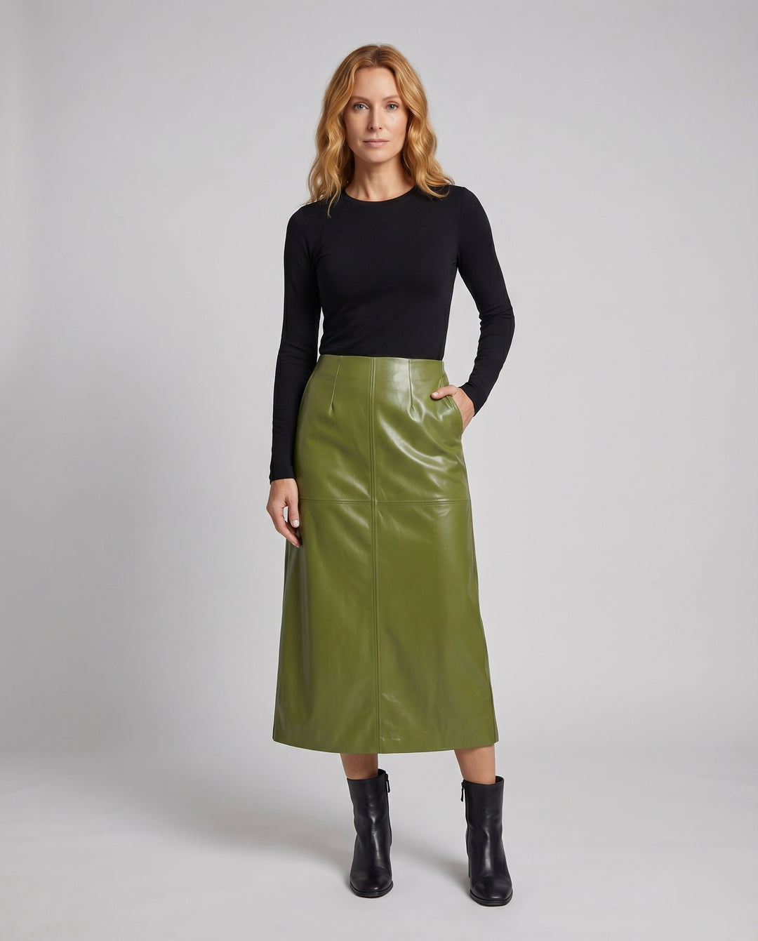 Product 15591385596234 - full_body_front
