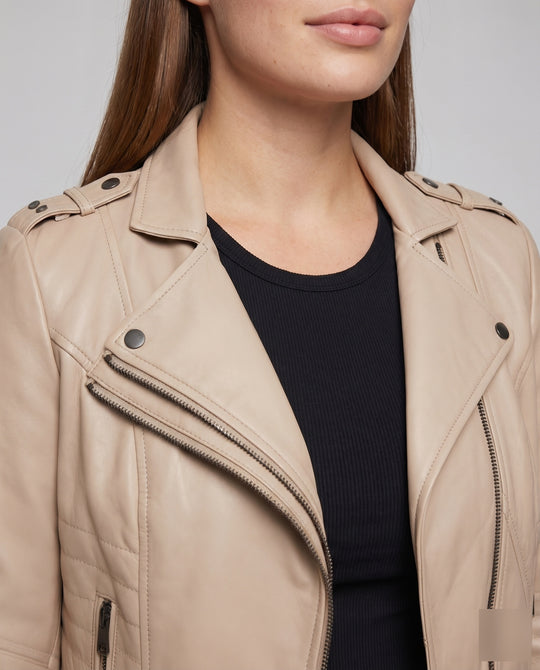 Product 15591387496778 - close_up_detail