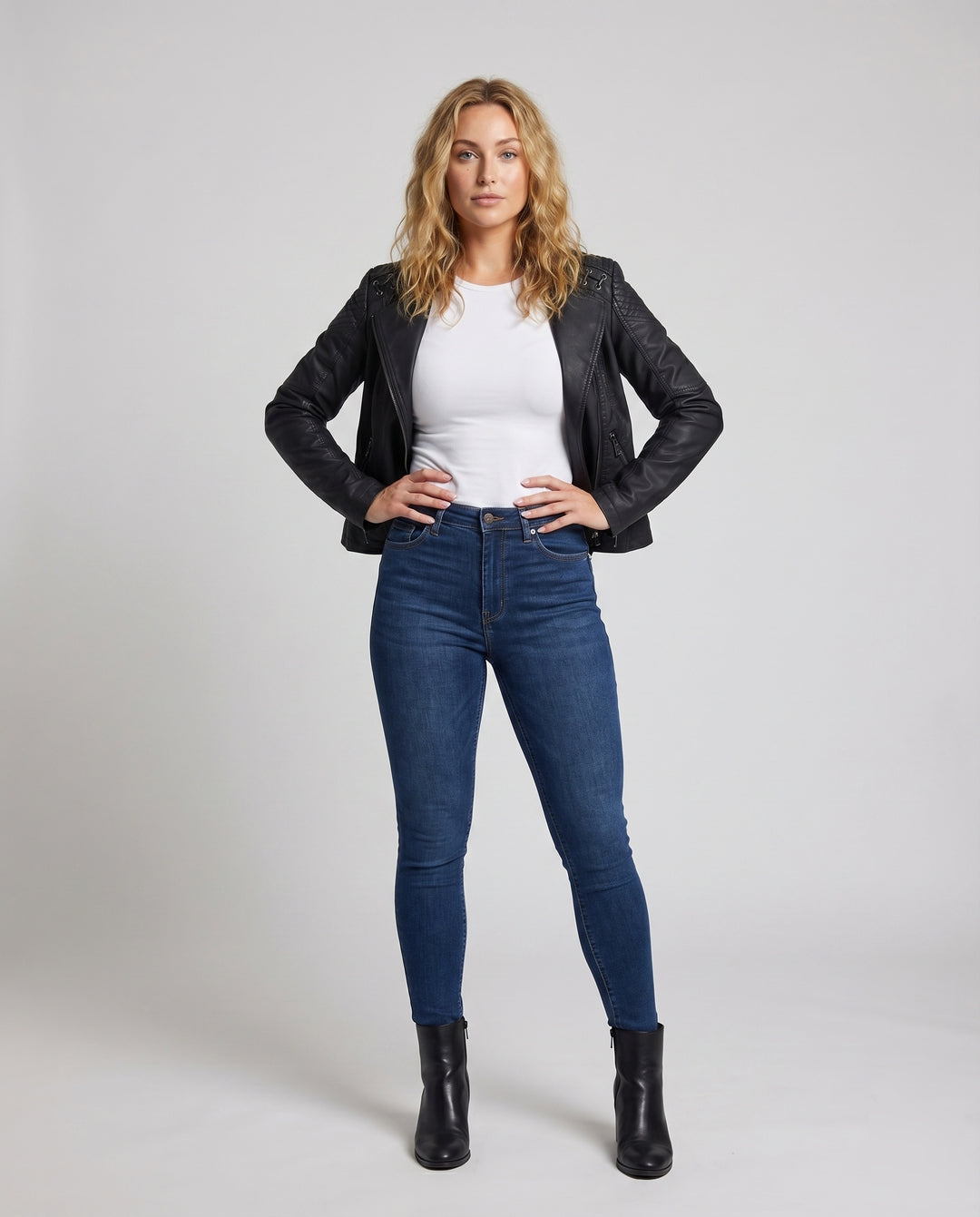 Product 15591394083146 - full_body_front
