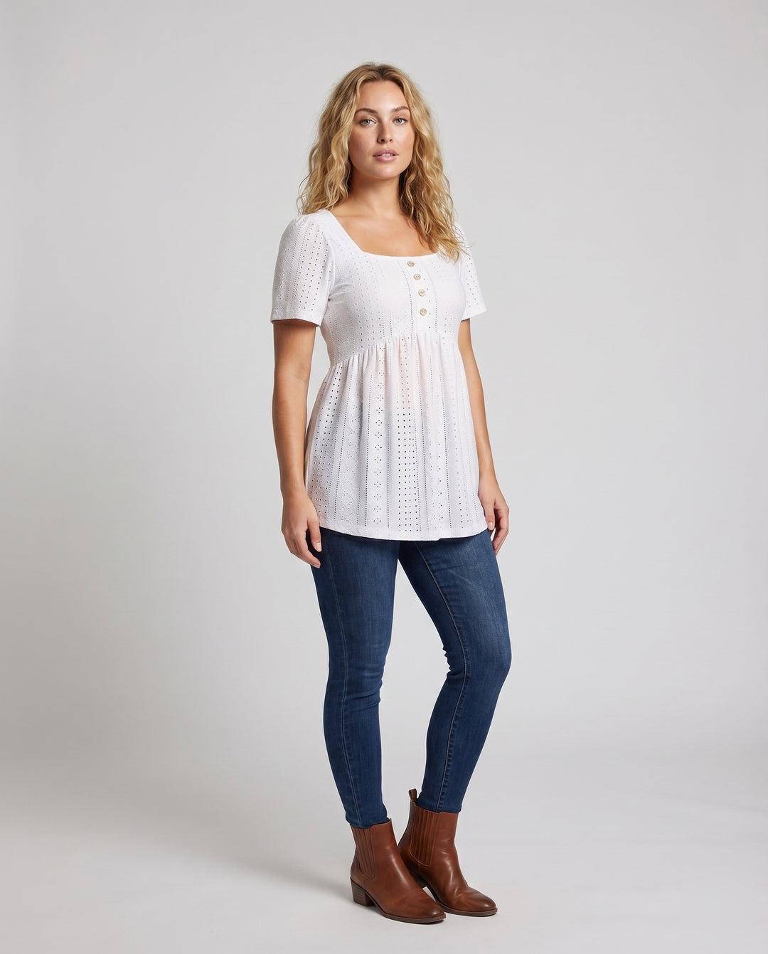 Product 15593052897610 - full_body_front