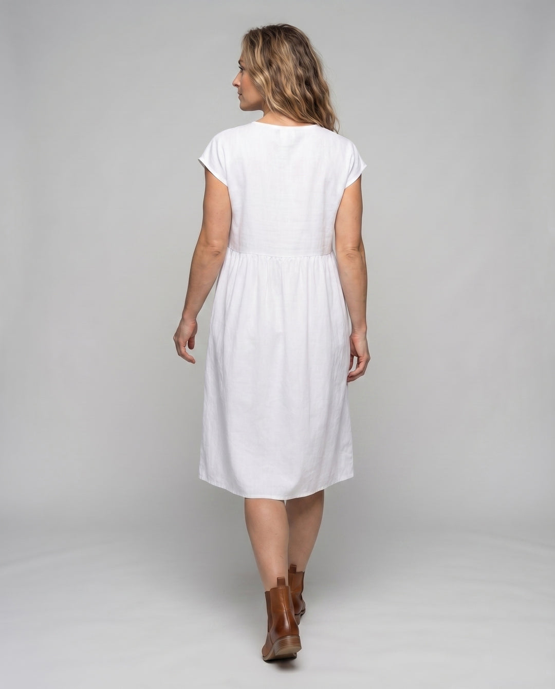 Product 15593063317834 - back_view