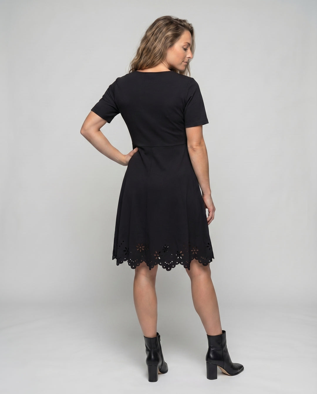 Product 15593063416138 - back_view