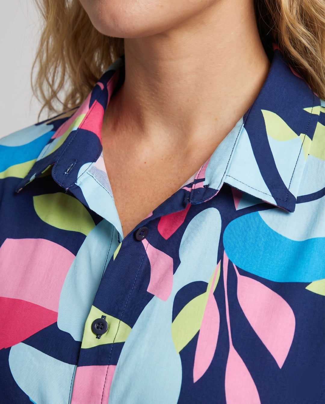 Product 15593063678282 - close_up_detail