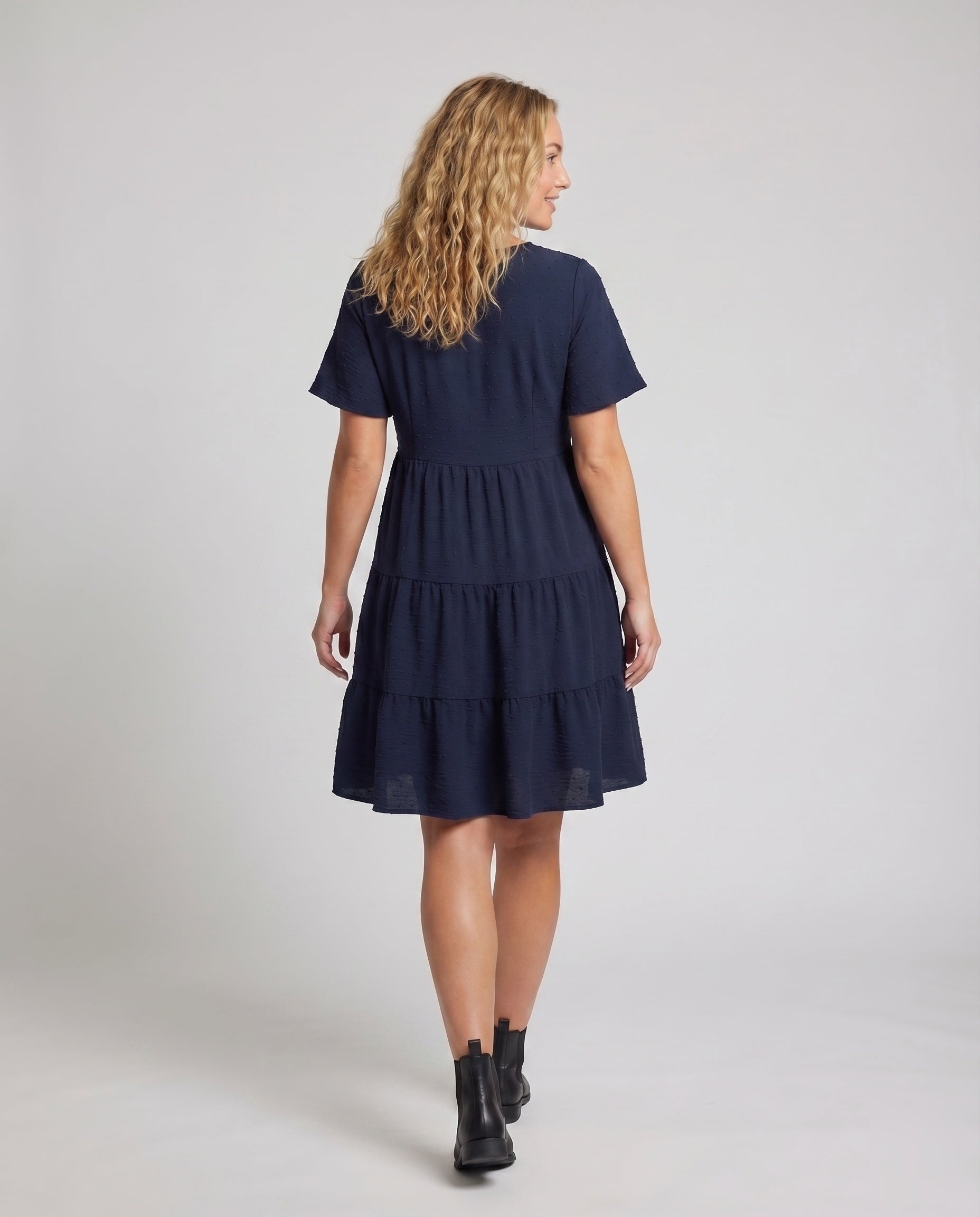 Product 15593063743818 - back_view