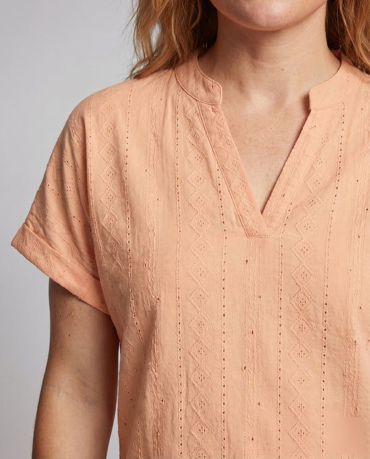 Product 15593067807050 - close_up_detail