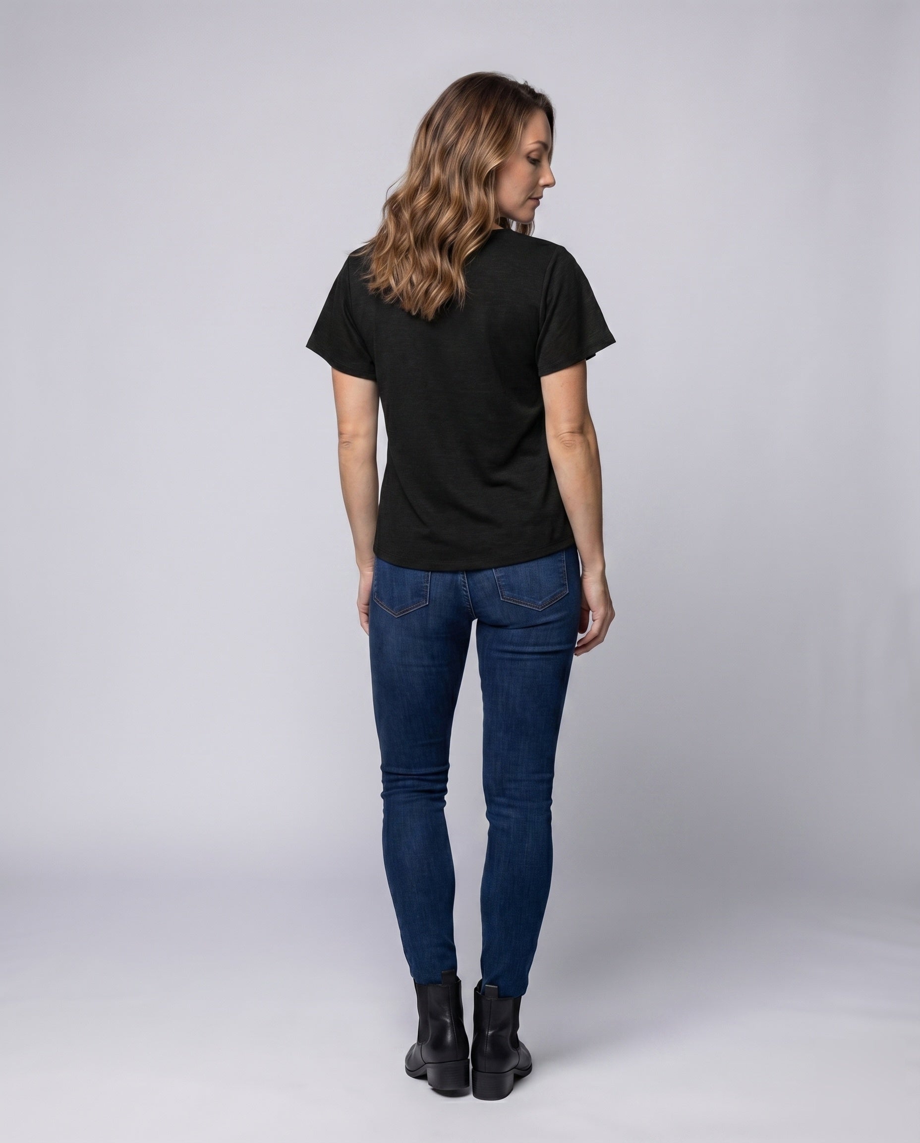 Product 15593068560714 - back_view