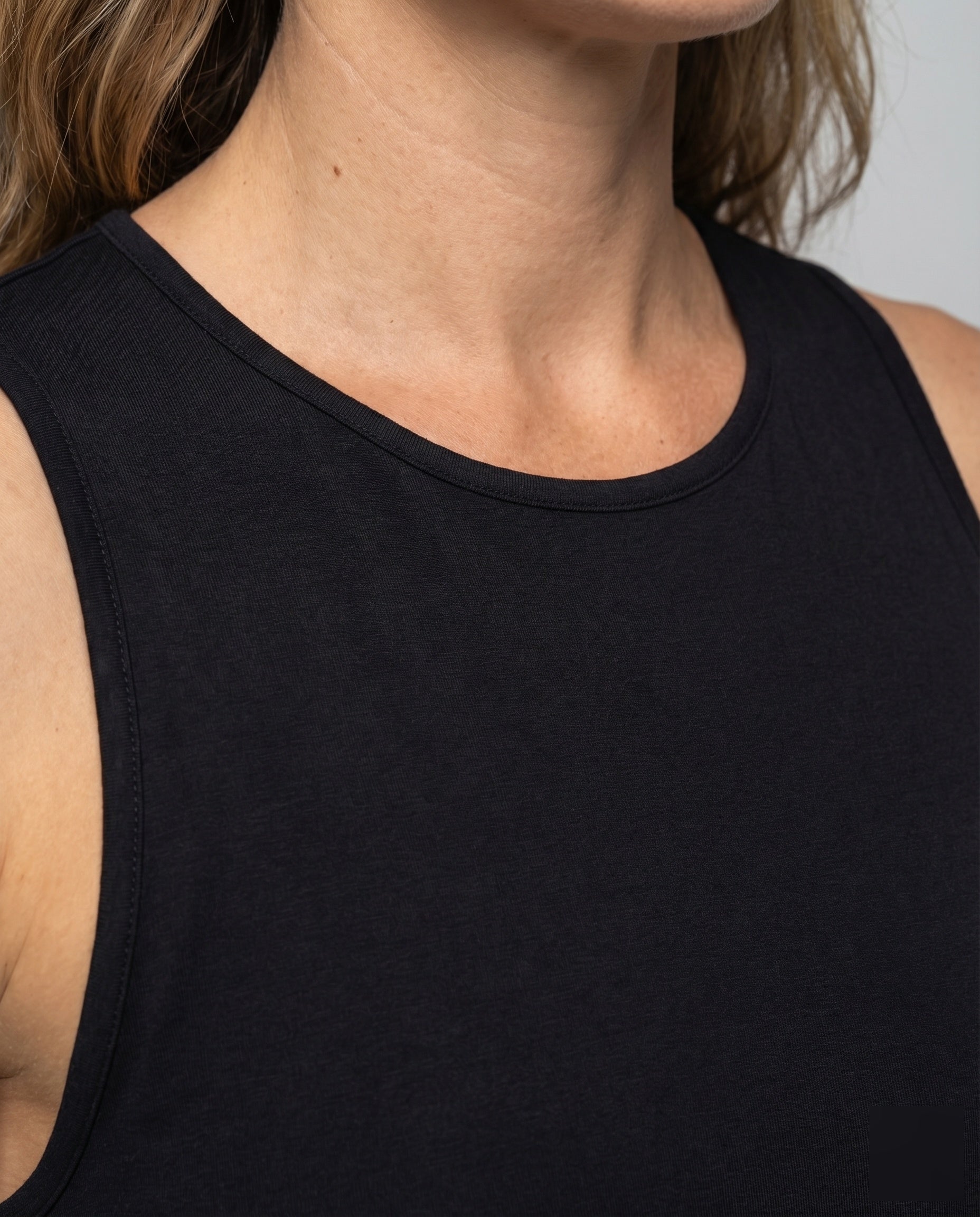 Product 15593068724554 - close_up_detail