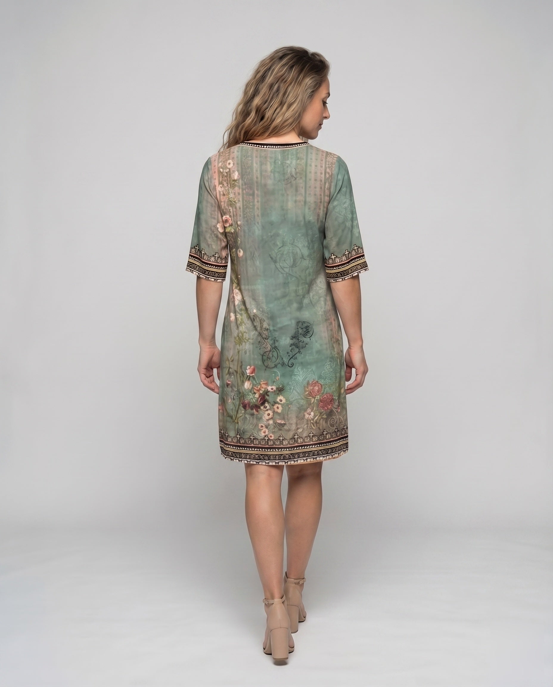 Product 15593069052234 - back_view