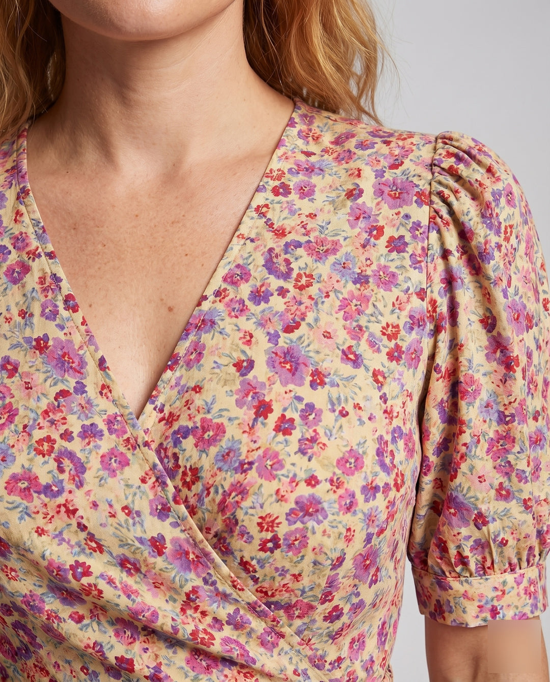 Product 15593992421706 - close_up_detail