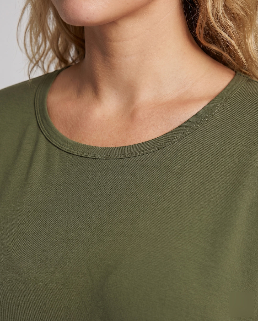 Product 15593995796810 - close_up_detail