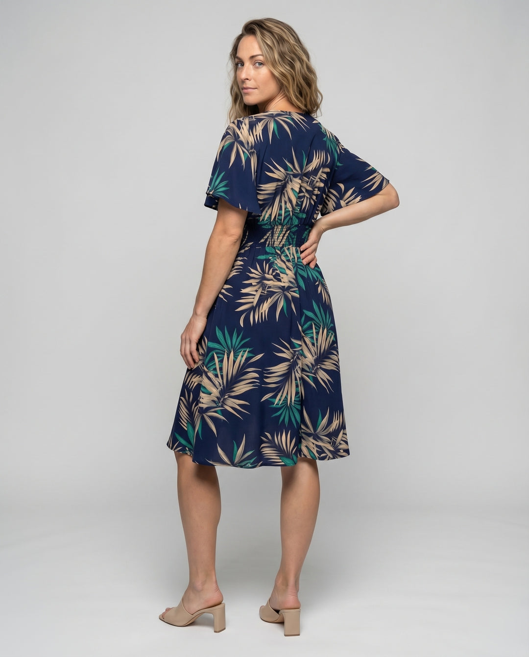 Product 15594000154954 - back_view