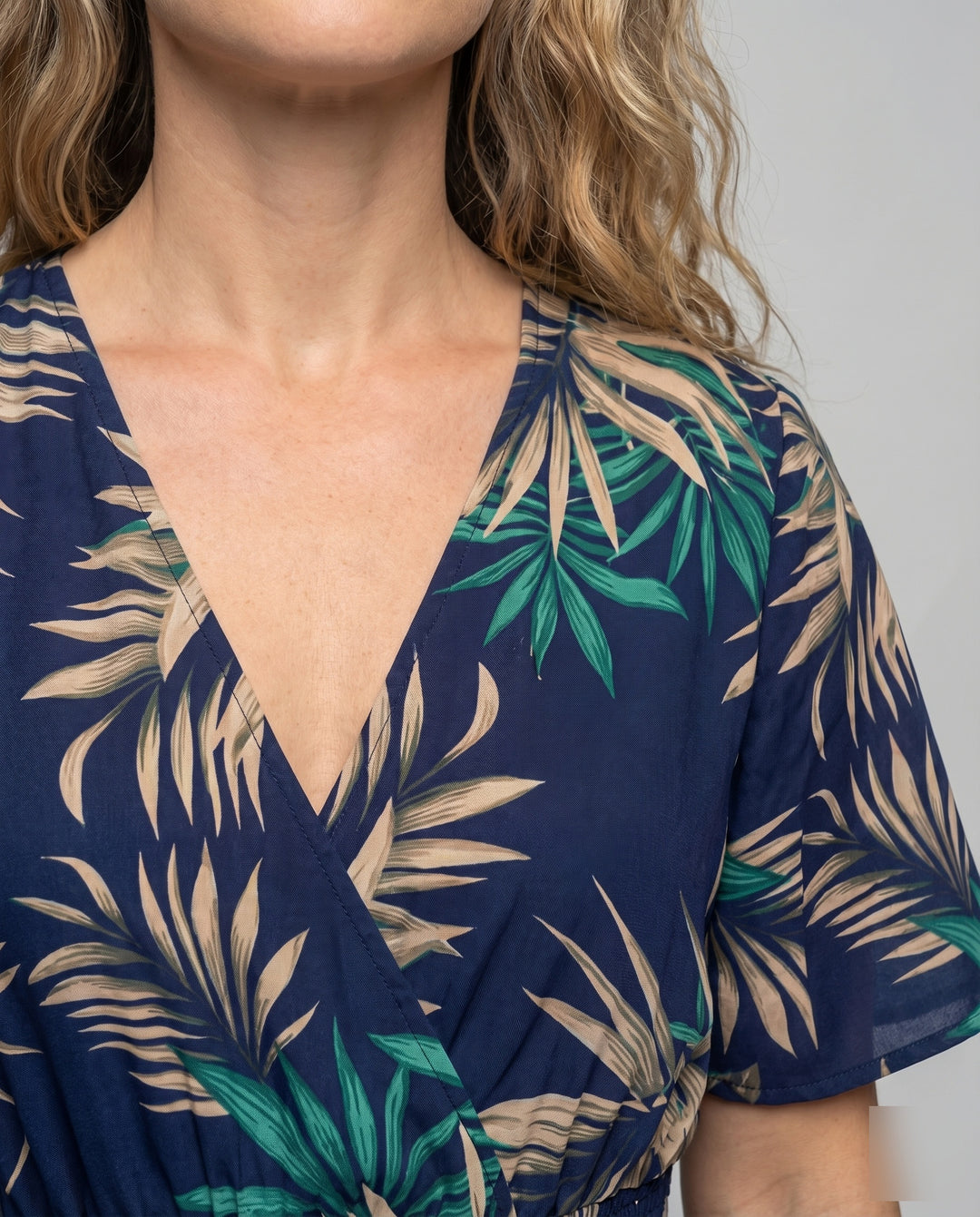 Product 15594000154954 - close_up_detail