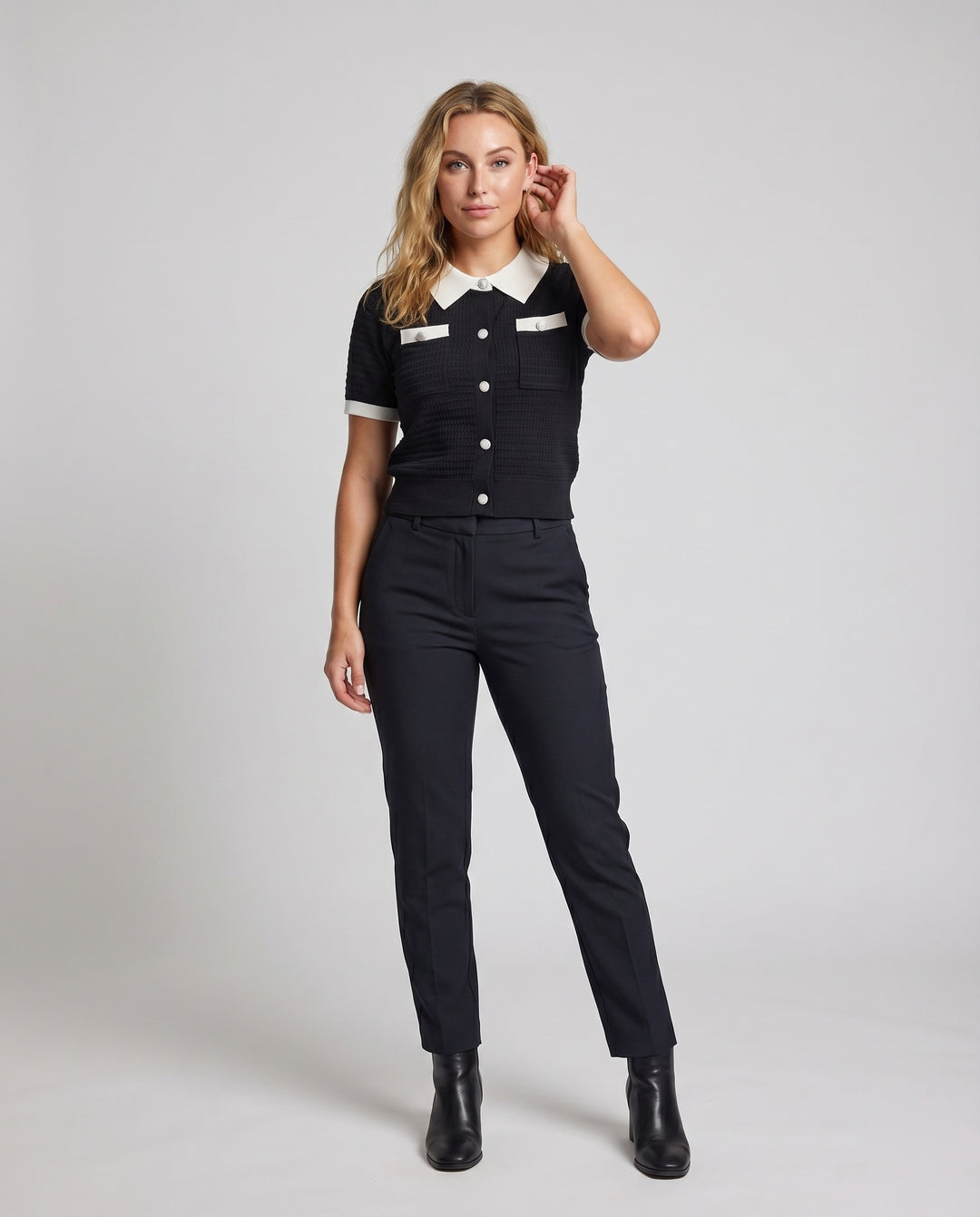 Product 15594001039690 - full_body_front