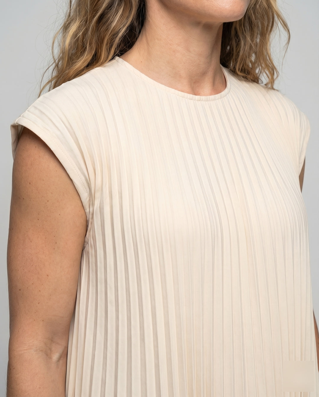 Product 15594004840778 - close_up_detail