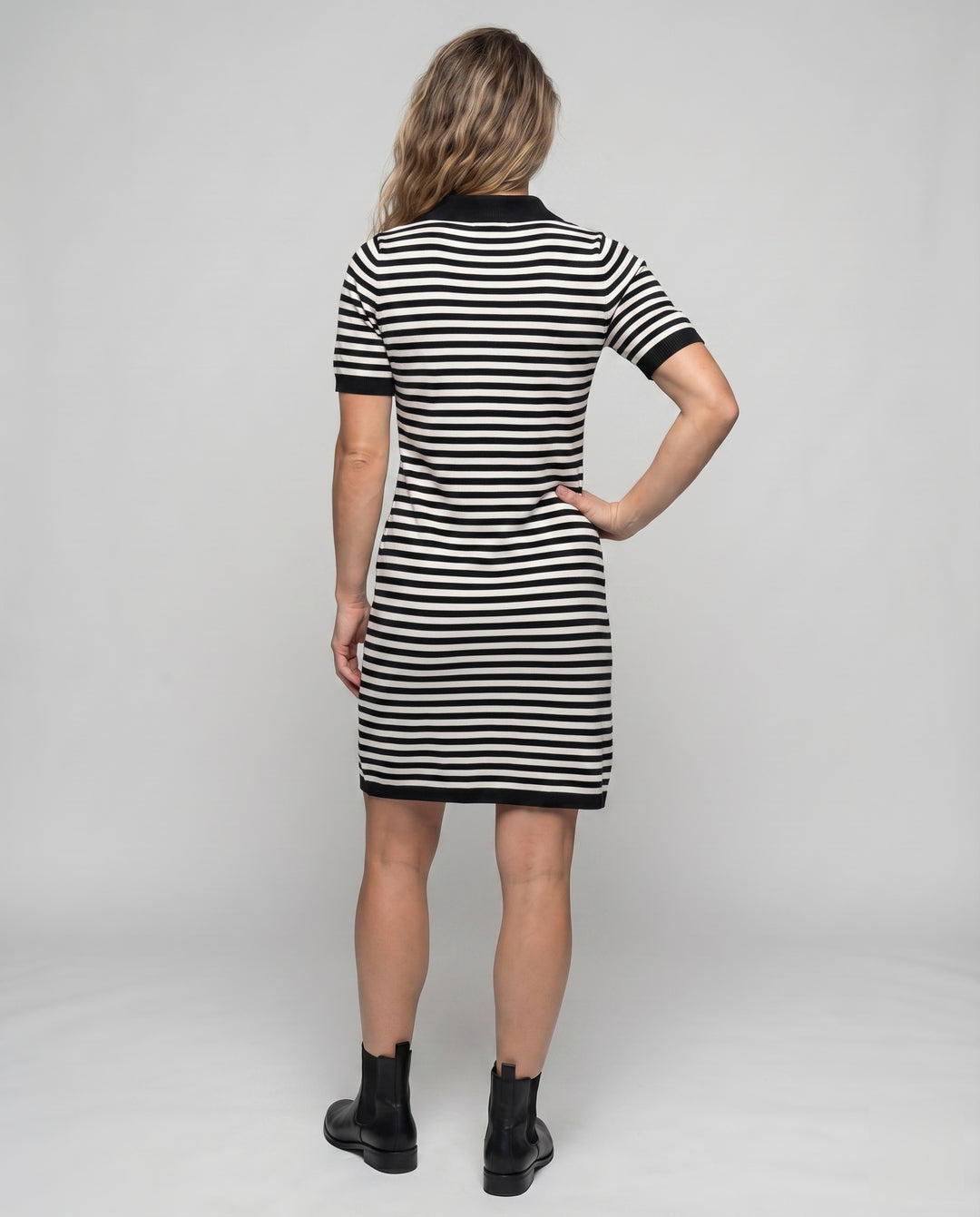 Product 15594004971850 - back_view
