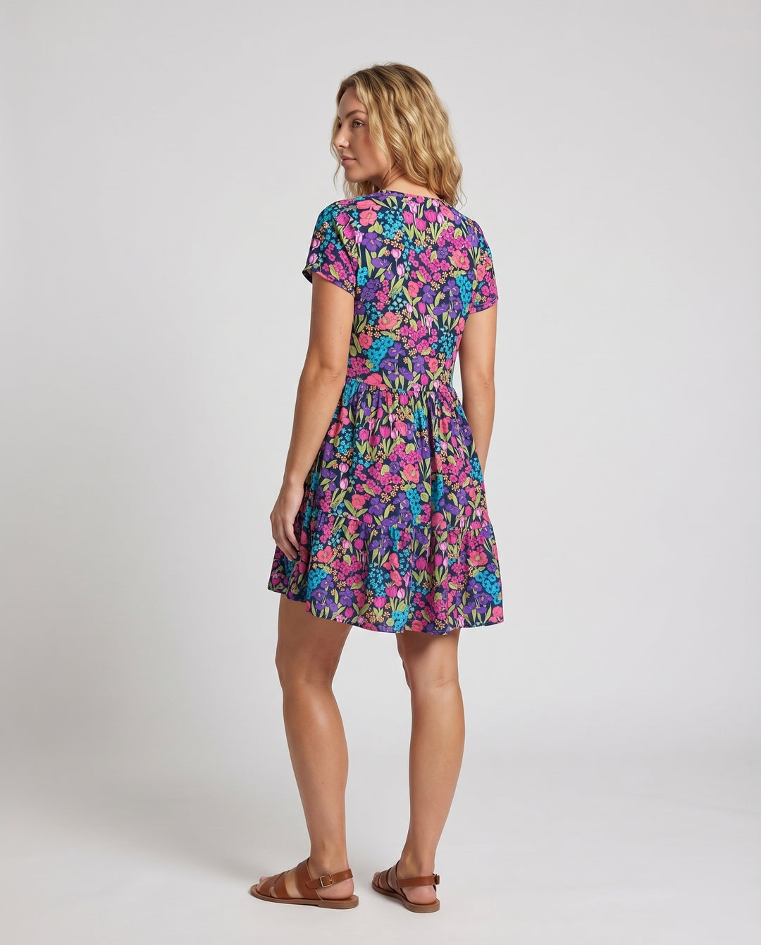 Product 15594010149194 - back_view